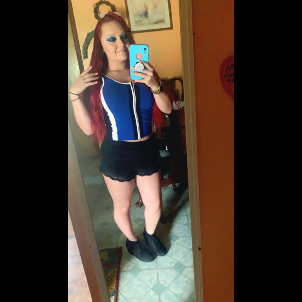 Meet your Posher, Cassie